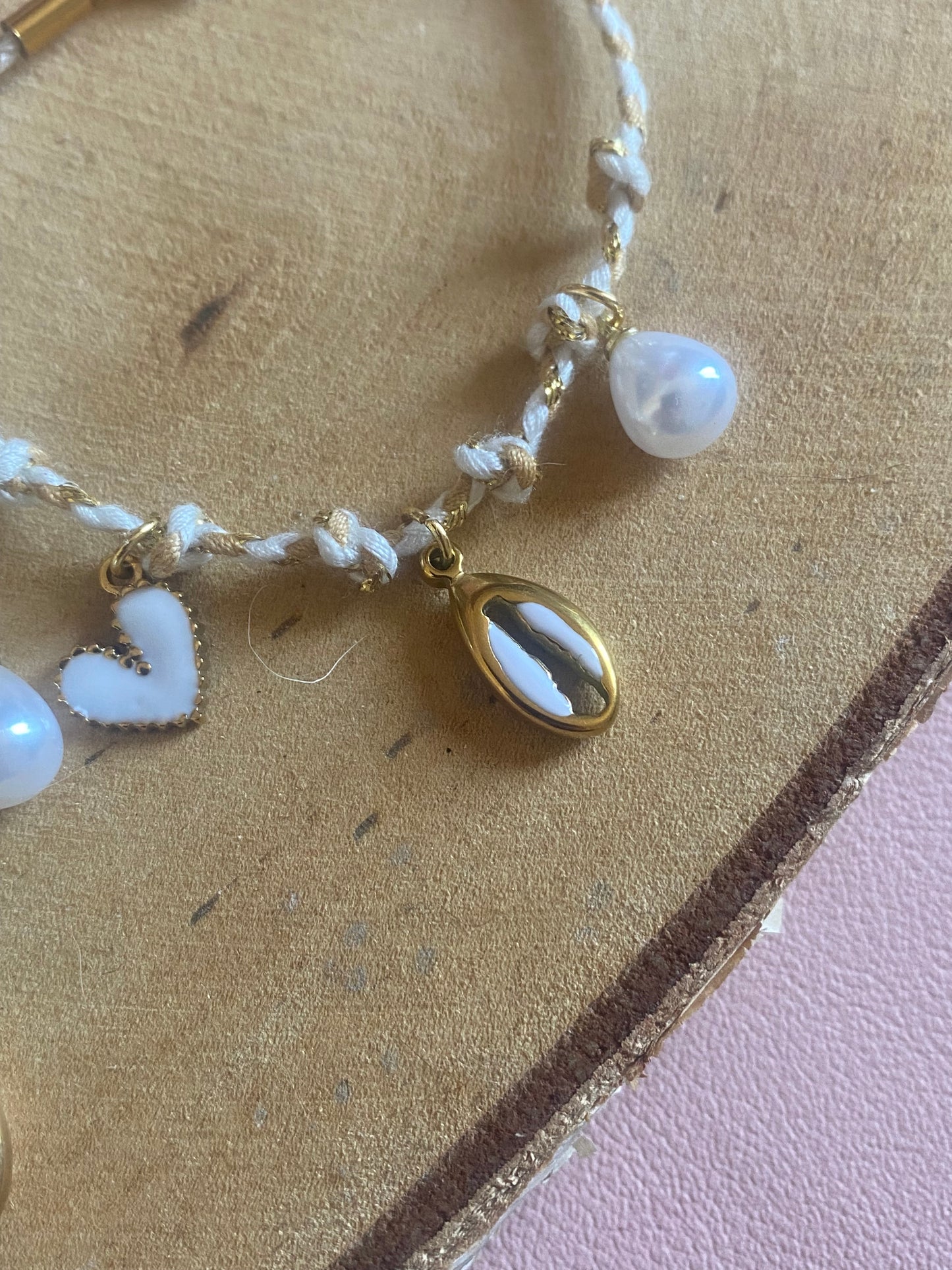 Bracelet(s) ⟩ THETIS