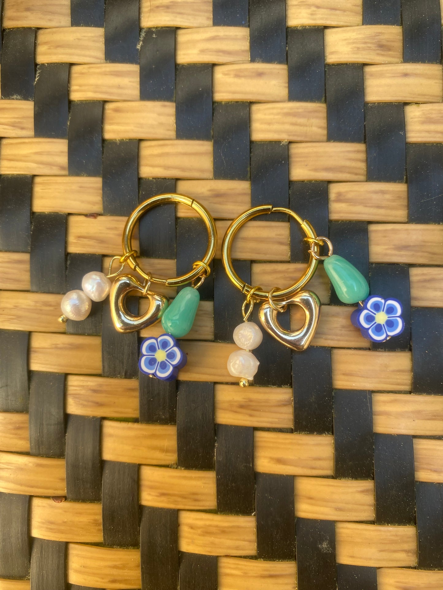 Petites créoles ⟩ TIKA
