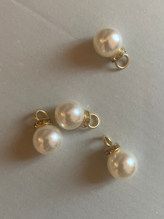 Charm || DUCHESSE