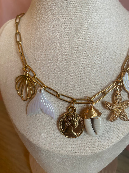Collier ⟩ LUCIA