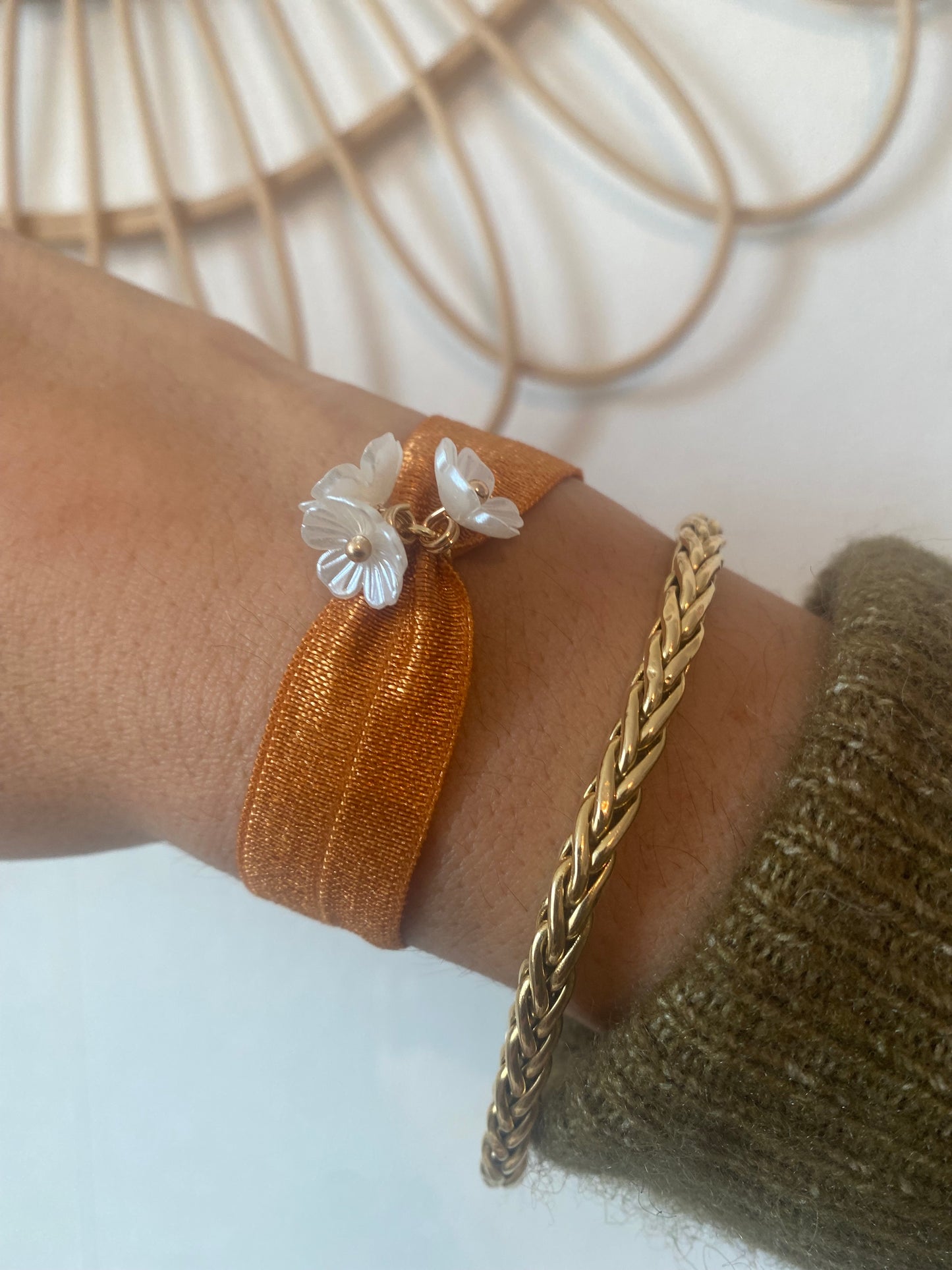 Chouchou ⟩ EGLANTINE