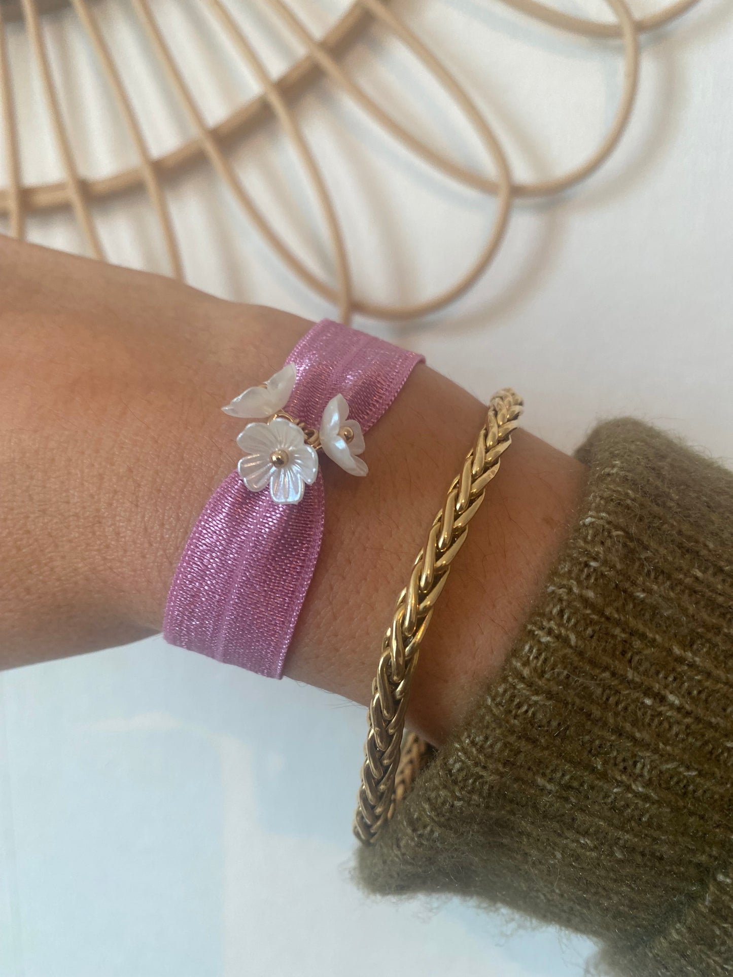 Chouchou ⟩ EGLANTINE