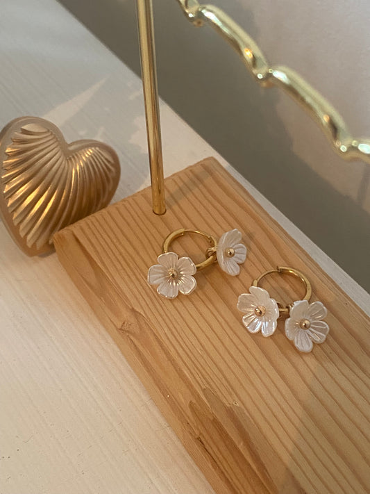 Petites créoles ⟩ EGLANTINE