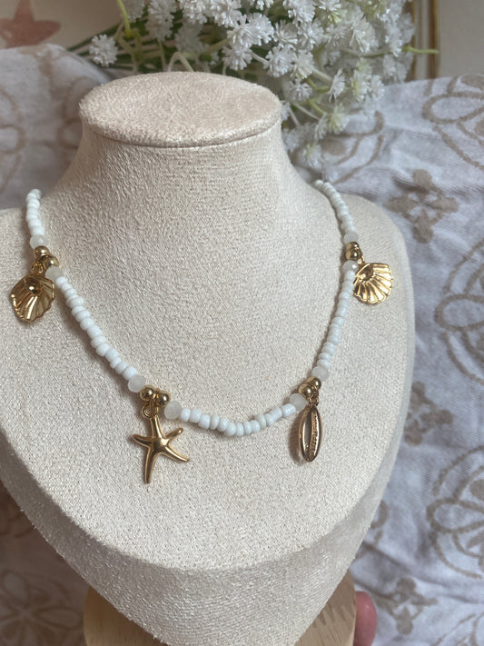 Collier || MARION